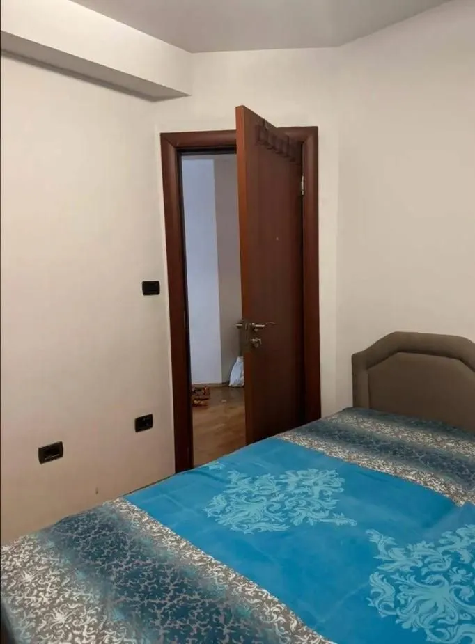 Rent, three bedroom apartment, 90m², 1 maj, Podgorica