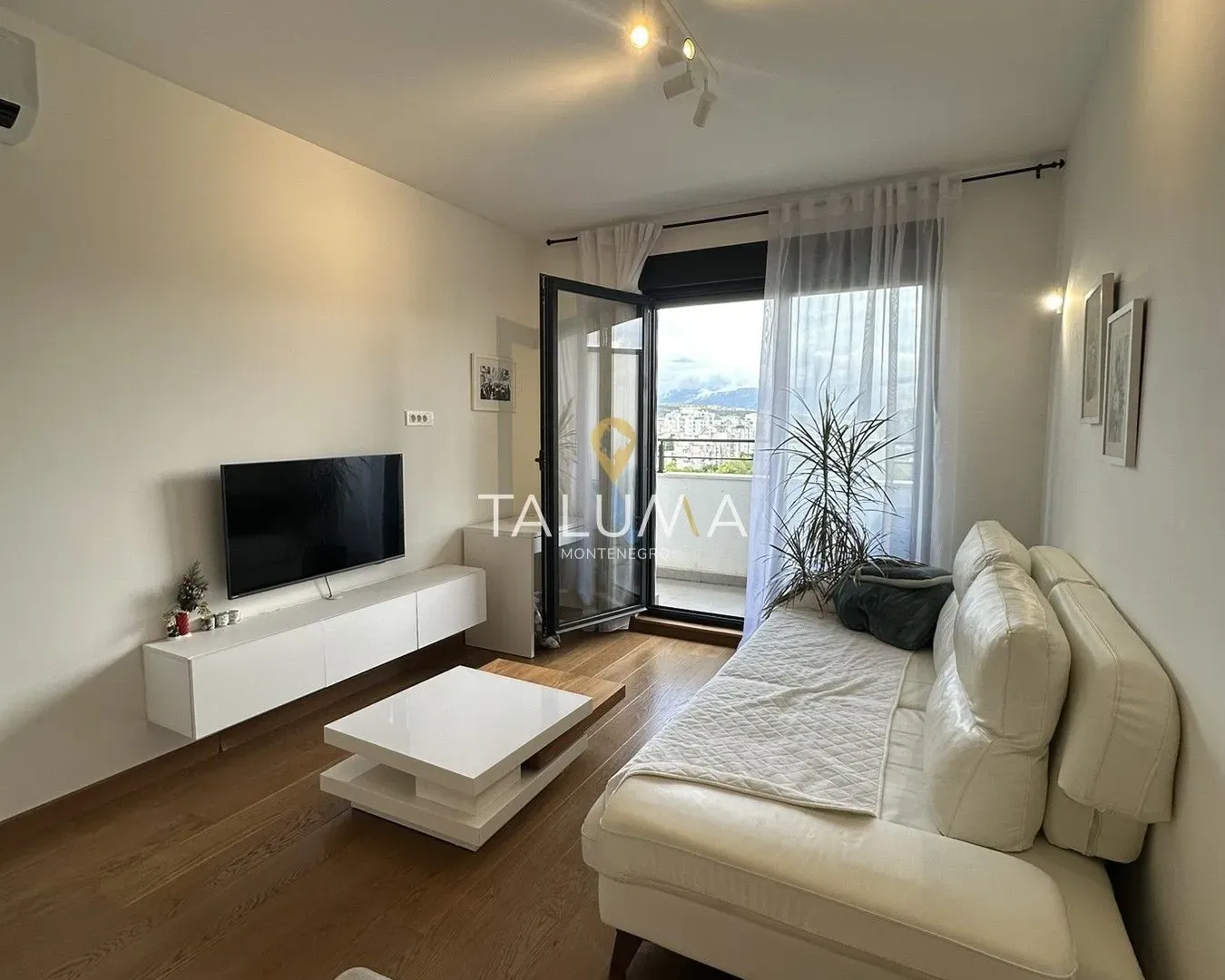 Izdavanje, jednosoban stan, 46m², Tološi, Podgorica