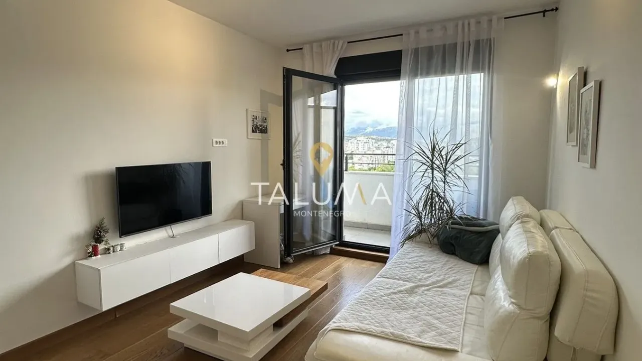 Izdavanje, jednosoban stan, 46m², Tološi, Podgorica