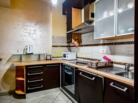 Izdavanje, dvosoban stan, 100m², Centar, Podgorica - image 4