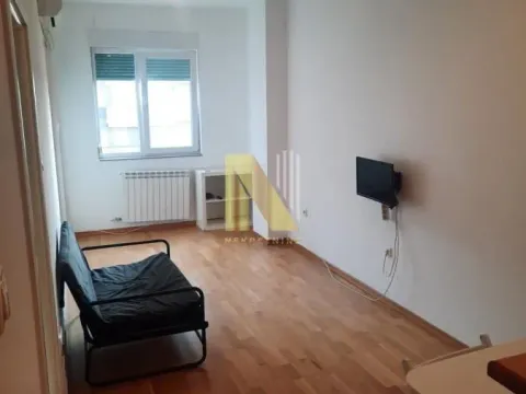 Izdavanje, jednosoban stan, 41m², Liman 3, Novi Sad Sve Podlokacije