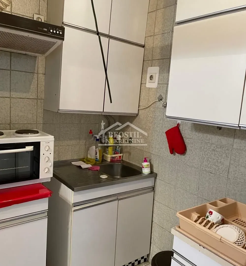 Rent, three bedroom apartment, 75m², Novi Beograd Sve Podlokacije, Beograd