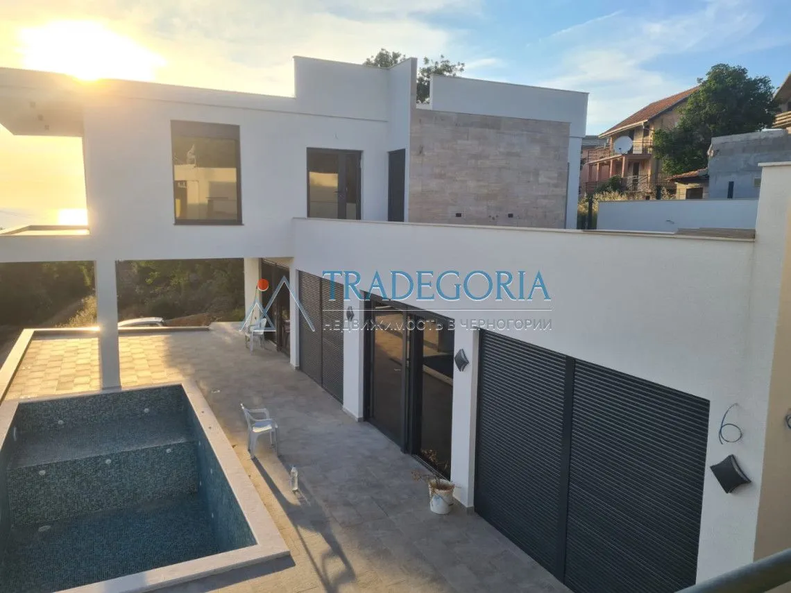 Prodaja, kuća, 480m², Dobra Voda, Bar