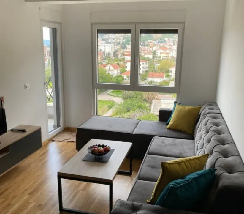 Rent, one bedroom apartment, 42m², Ilino, Bar