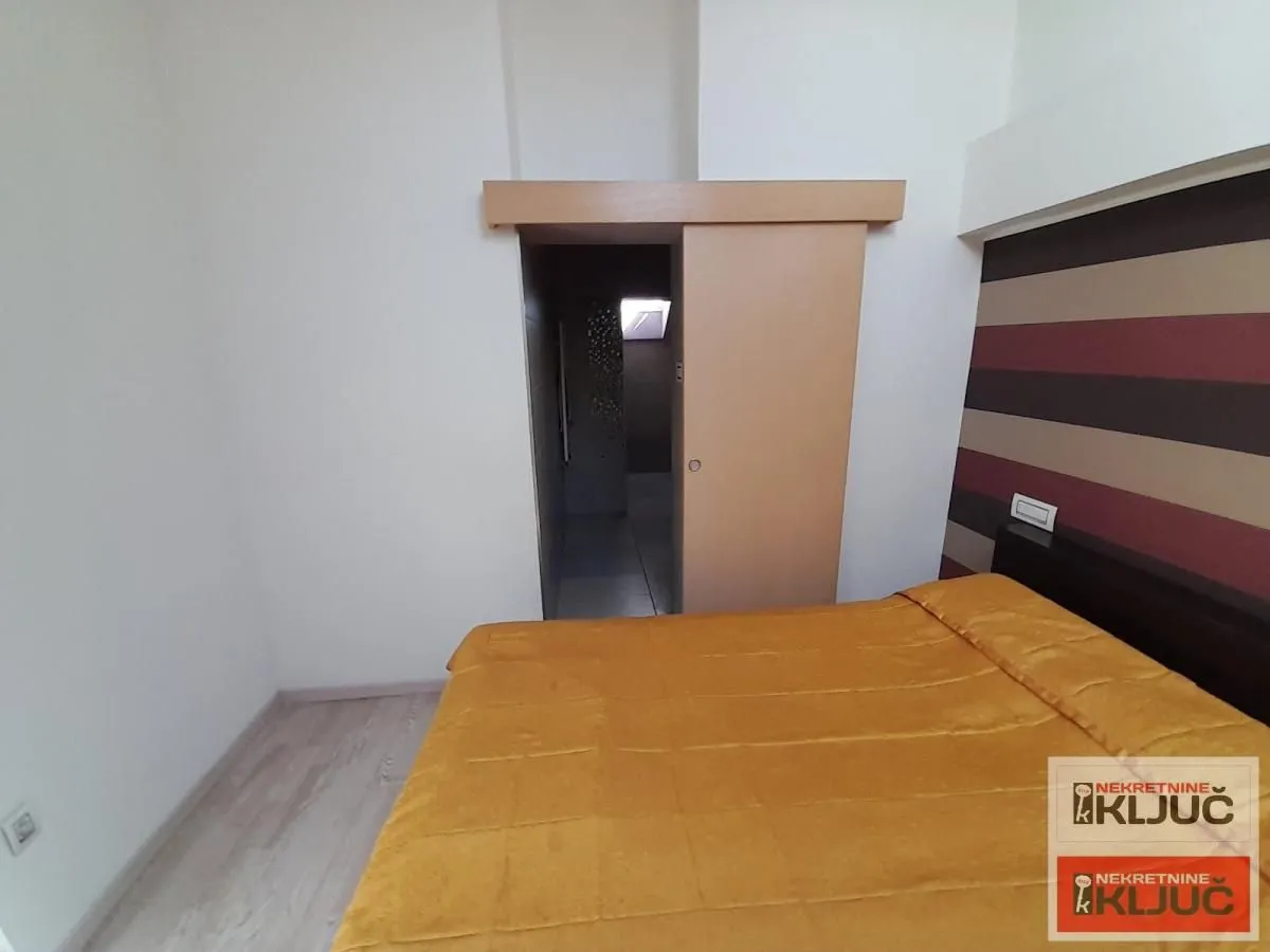 Prodaja, stan, 143m², Centar, Novi Sad
