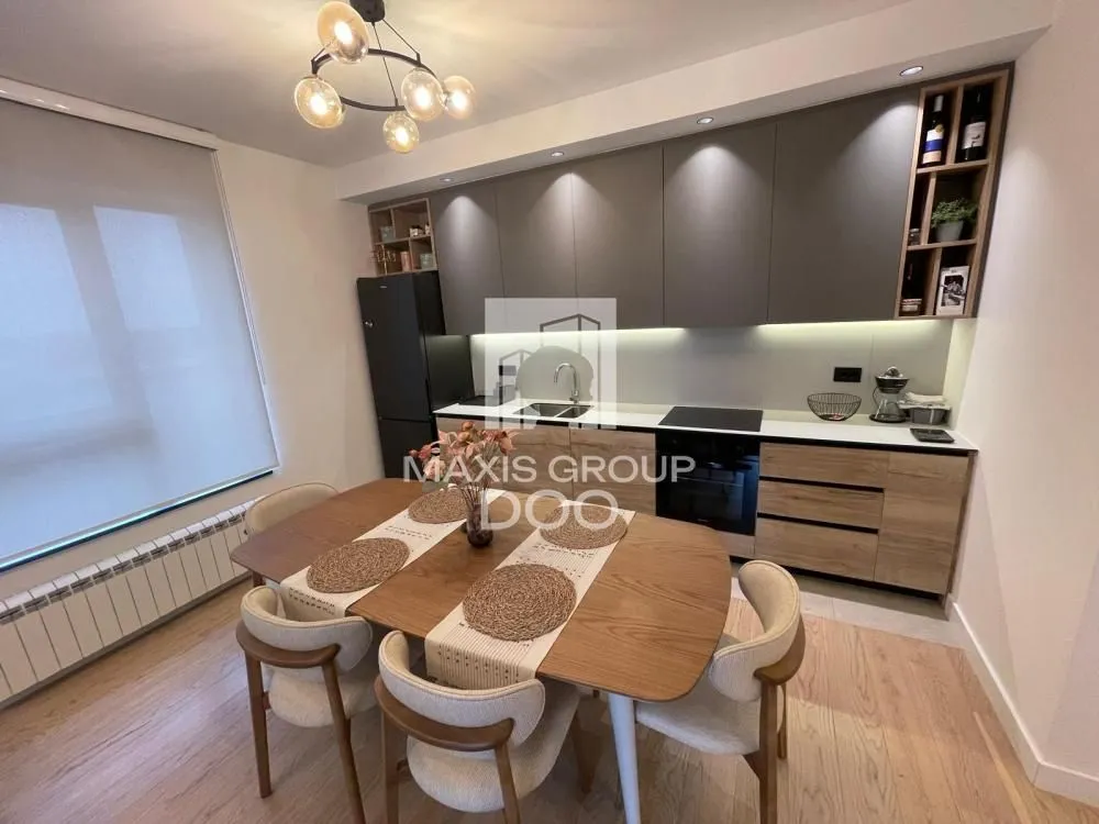 Rent, three bedroom apartment, 81m², Savski Venac, Beograd