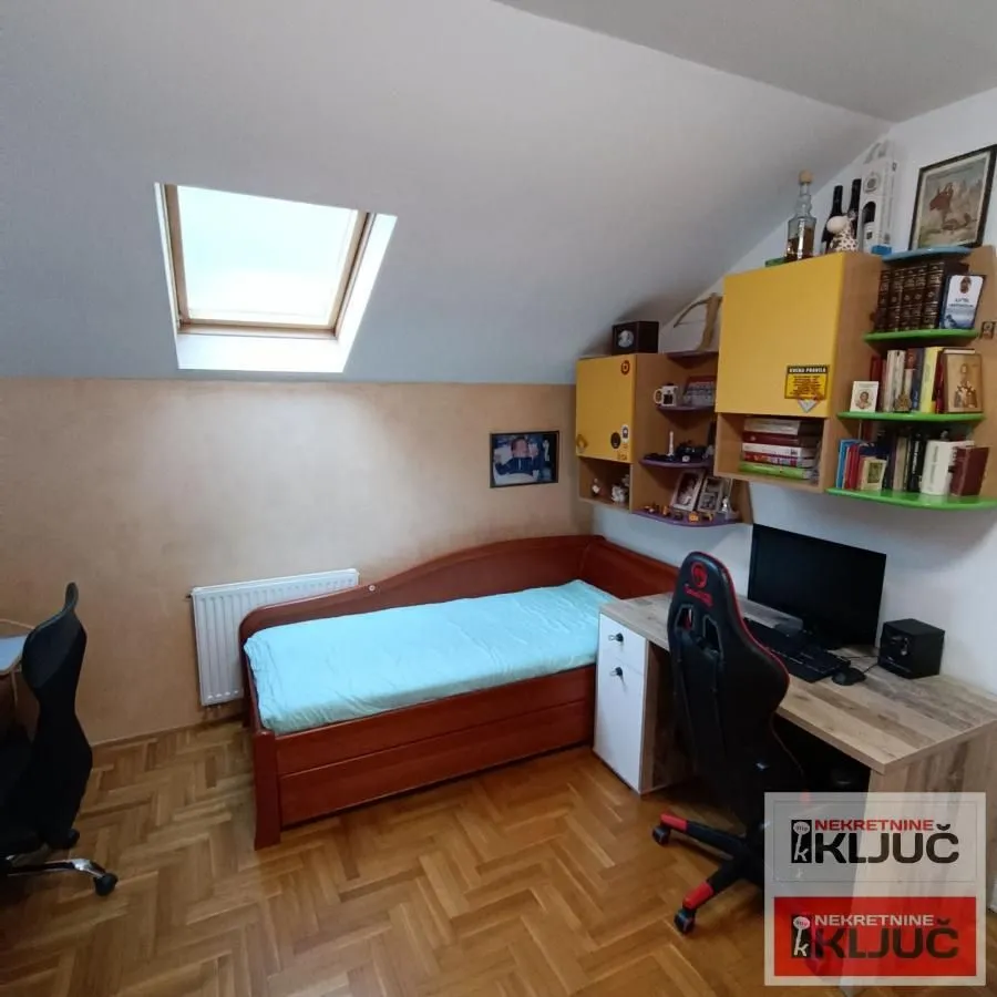 Prodaja, trosoban stan, 90m², Nova Detelinara, Novi Sad Sve Podlokacije