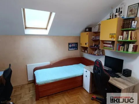 Prodaja, trosoban stan, 90m², Nova Detelinara, Novi Sad Sve Podlokacije - image 12