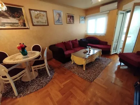 Rent, one bedroom apartment, 50m², Ljubović, Podgorica - image 7