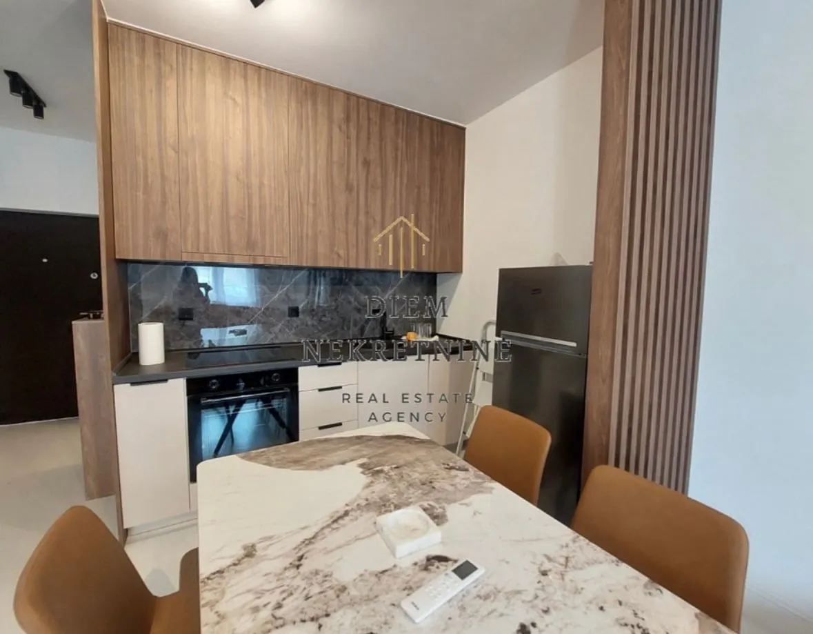 Rent, two bedroom apartment, 60m², Radanovići, Kotor