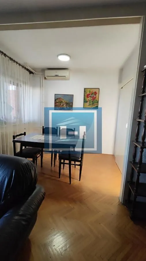 Prodaja, dvosoban stan, 75m², Strelište, Jagodina
