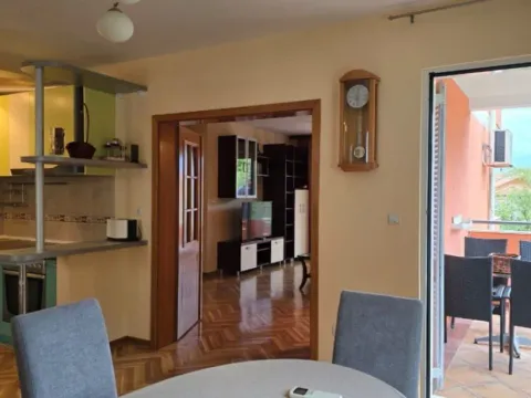 Sale, two bedroom apartment, 82m², Petrovac, Budva - image 13