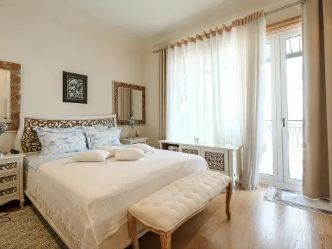 Prodaja, dvosoban stan, 135m², Porto Montenegro, Tivat - image 10