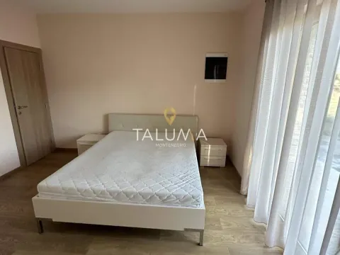 Prodaja, kuća, 200m², Rogami, Podgorica - image 7