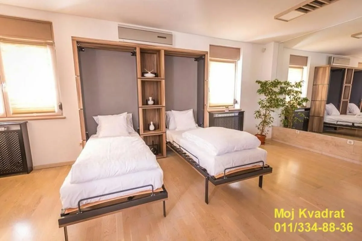 Rent, two bedroom apartment, 150m², Šumice, Beograd