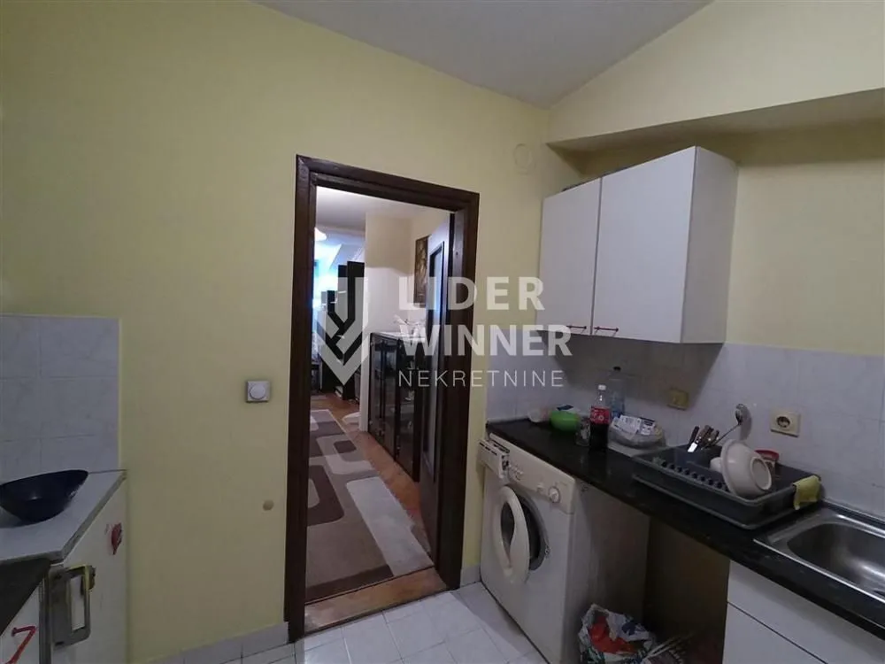 Prodaja, trosoban stan, 61m², Stari Košutnjak, Rakovica