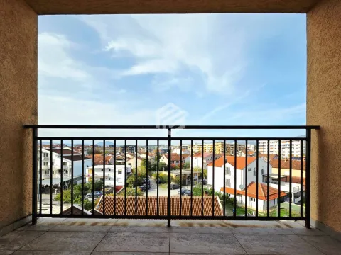 Sale, two bedroom apartment, 76m², Stari Aerodrom, Podgorica - image 11