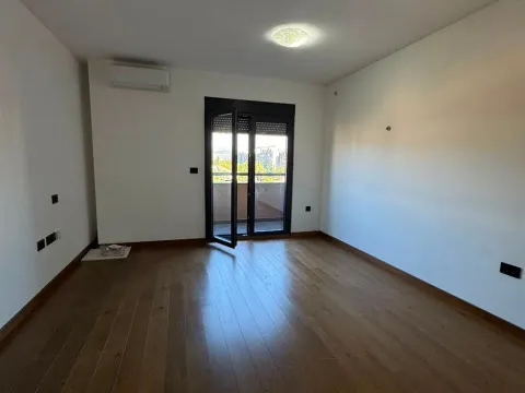 Rent, two bedroom apartment, 72m², Ljubović, Podgorica - image 1