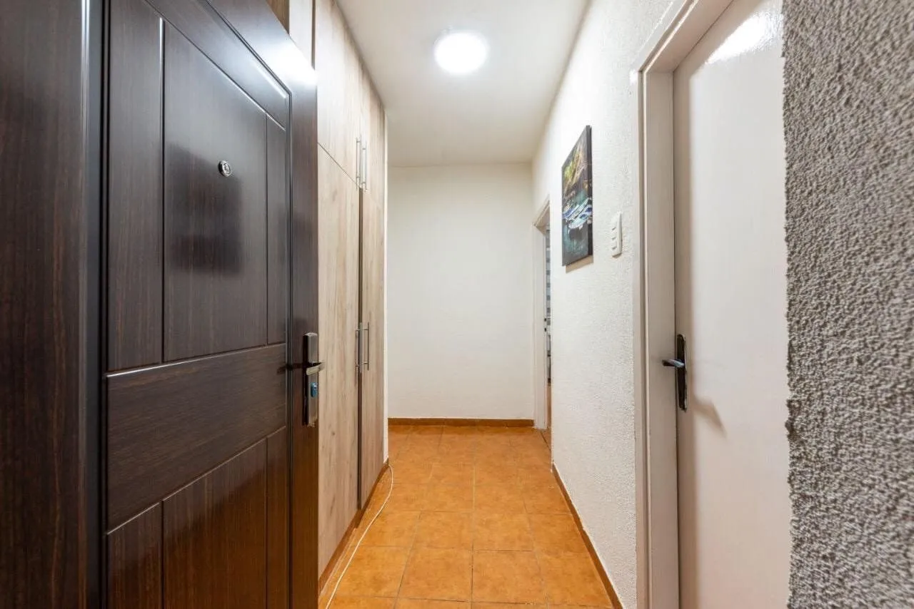 Izdavanje, jednosoban stan, 40m², Preko Morače, Podgorica