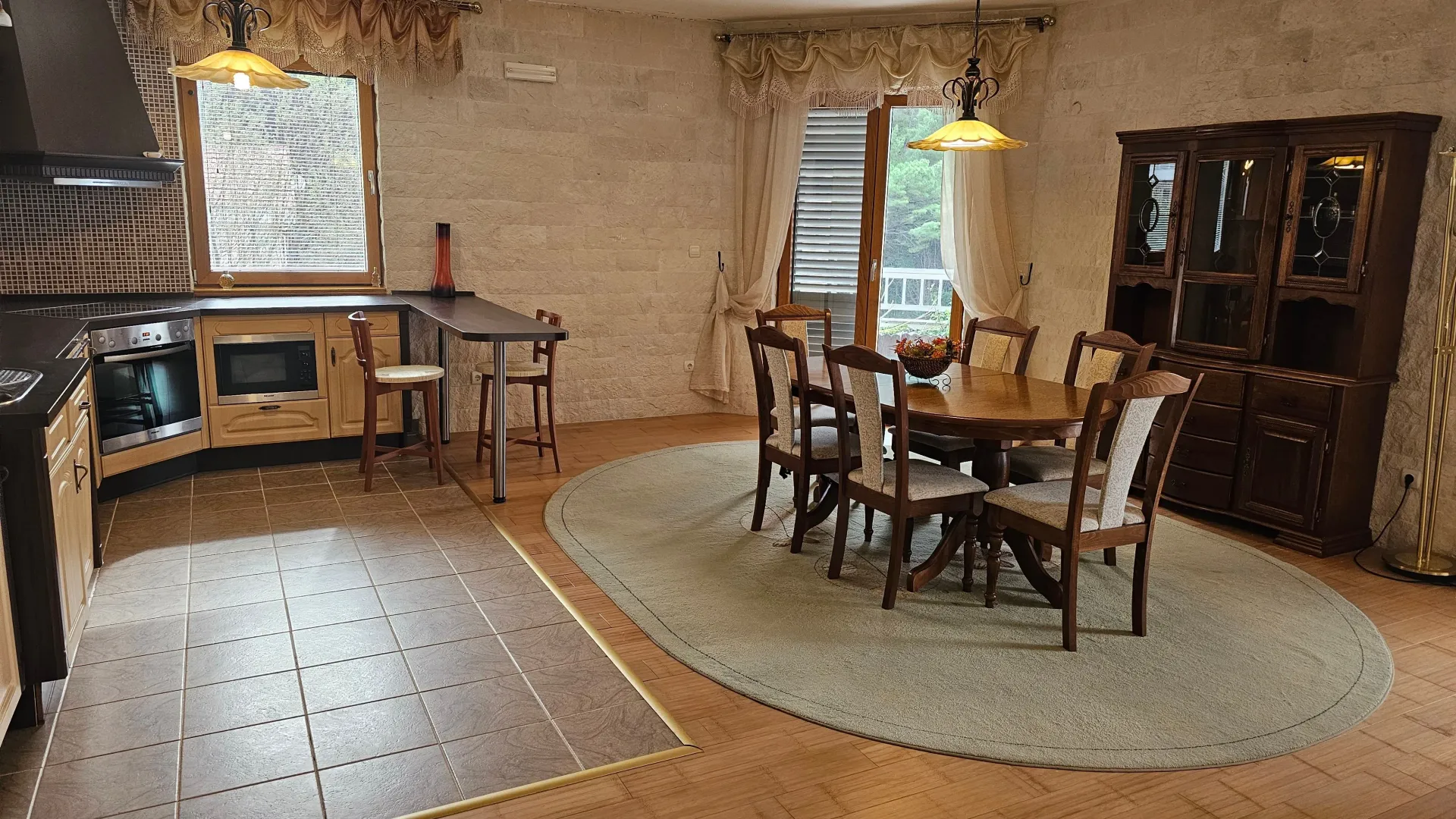 Sale, three bedroom apartment, 146m², Sveti Stefan, Budva