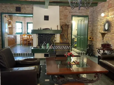 Prodaja, kuća, 202m², Sremska Kamenica, Petrovaradin - image 30