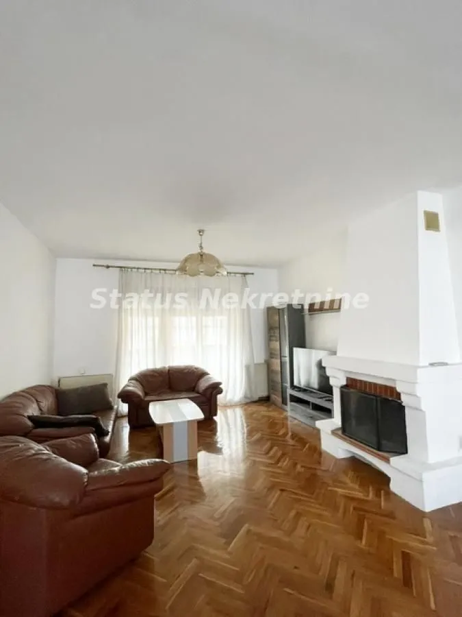 Rent, house, 320m², Telep, Novi Sad Sve Podlokacije