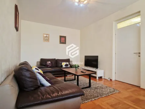 Rent, two bedroom apartment, 67m², Stara Varoš, Podgorica - image 1