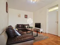 Izdavanje, dvosoban stan, 67m², Stara Varoš, Podgorica