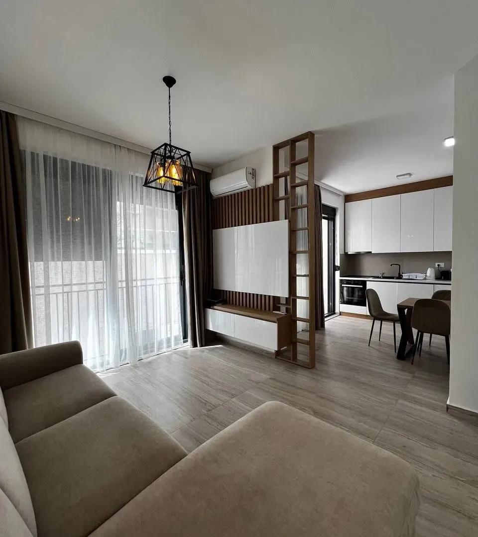 Prodaja, dvosoban stan, 61m², Bečići, Budva