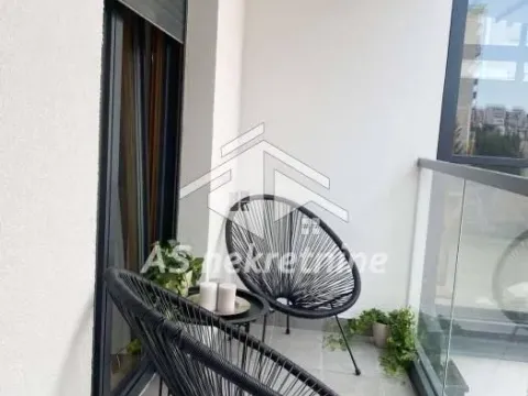 Rent, two bedroom apartment, 45m², Južni Bulevar, Vračar Sve Podlokacije - image 16
