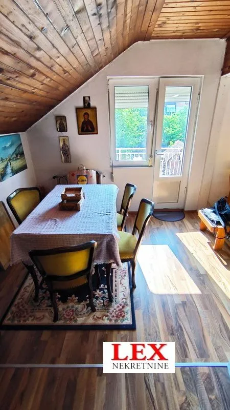 Sale, apartment, 140m², Julino Brdo, Beograd