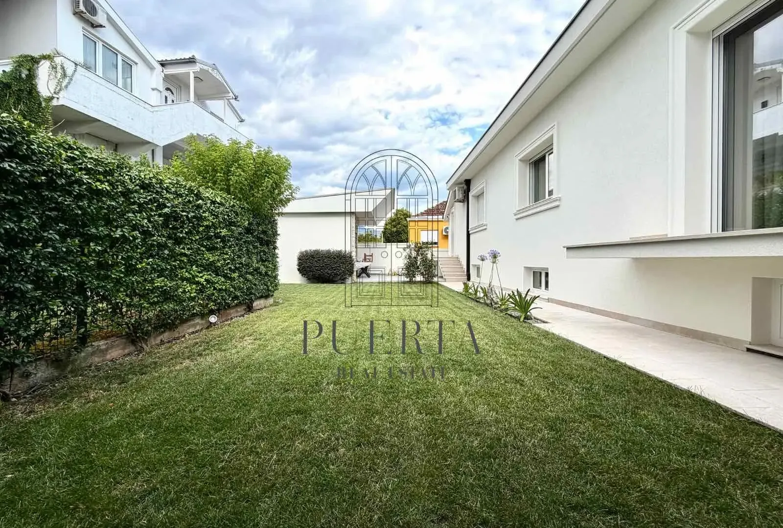 Rent, house, 130m², Ibričevina, Podgorica