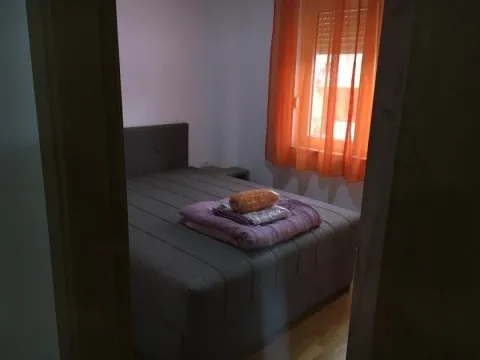 Izdavanje, dvosoban stan, 52m², Budva, Crna Gora - image 5