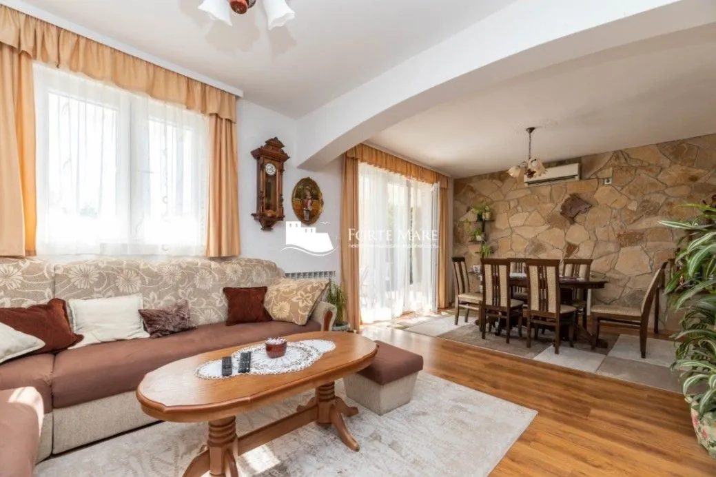 Sale, house, 261m², Ratiševina, Herceg Novi