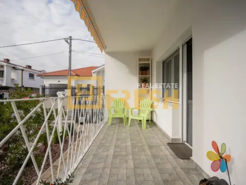 Prodaja, kuća, 180m², Dalmatinska ulica, Podgorica - image 10