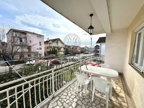 Rent, two bedroom apartment, 108m², Stari Aerodrom, Podgorica - image 7
