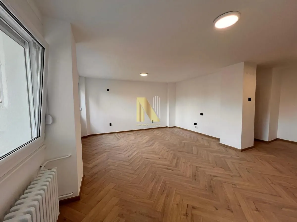Prodaja, dvosoban stan, 73m², Centar, Novi Sad