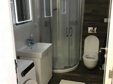 Izdavanje, dvosoban stan, 43m², Južni Bulevar, Vračar Sve Podlokacije - image 8