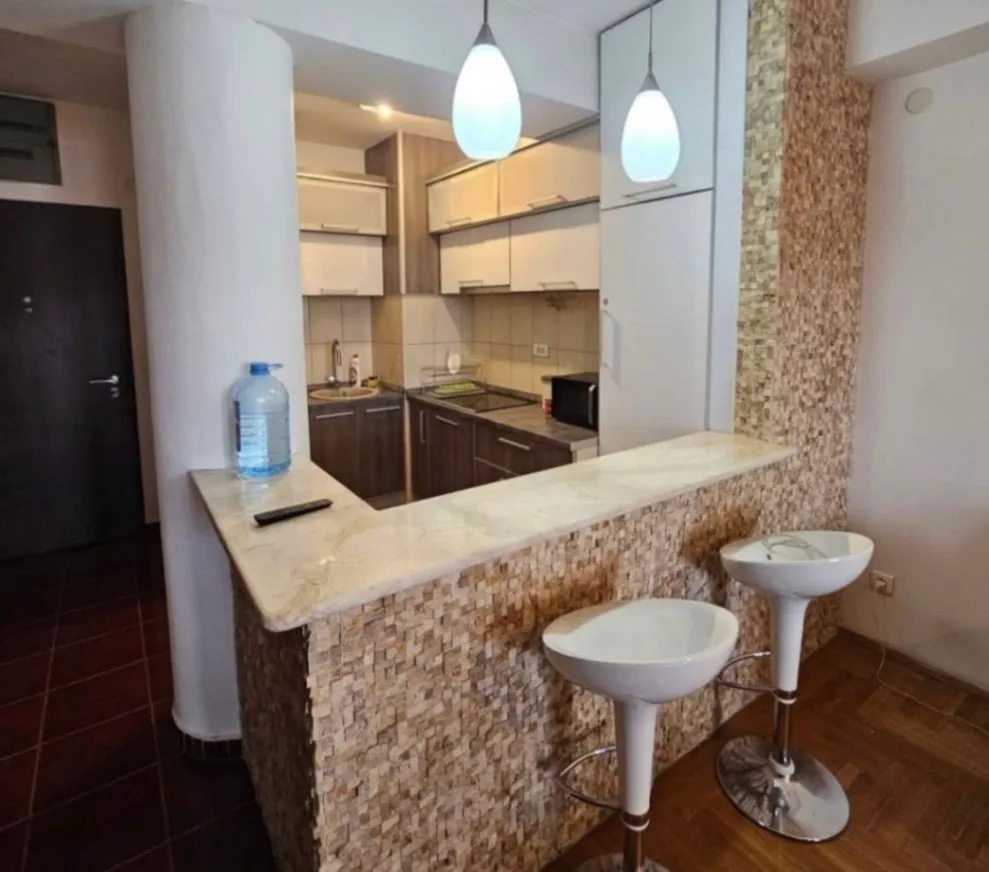 Izdavanje, jednosoban stan, 57m², City Kvart, Podgorica
