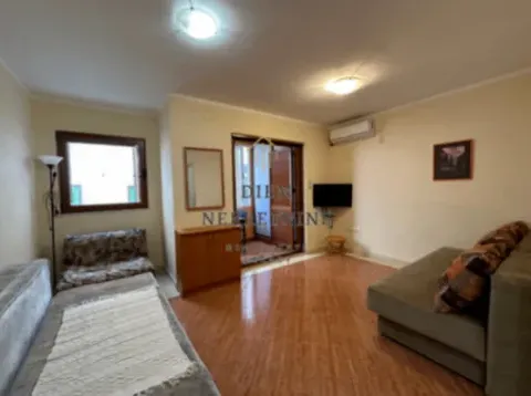 Izdavanje, garsonjera, 30m², Budva, Crna Gora
