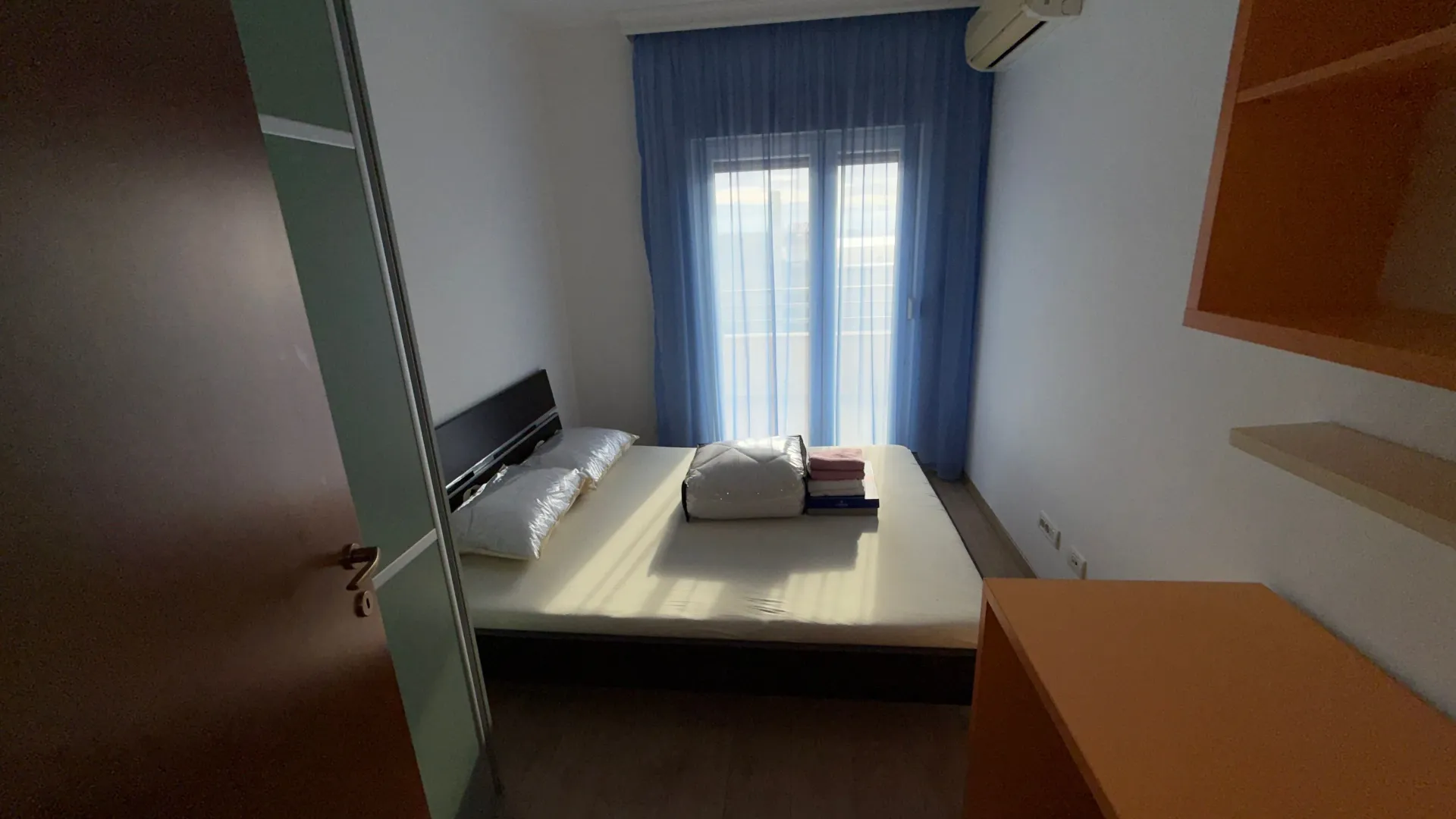 Izdavanje, dvosoban stan, 75m², Kod Big Fashion-a, Podgorica