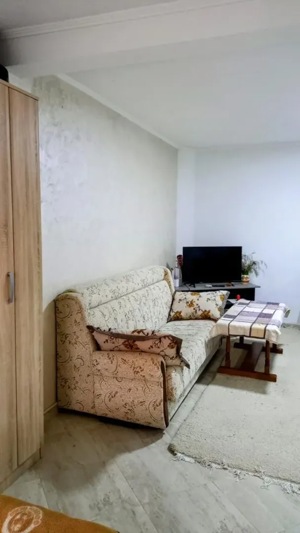 Rent, studio apartment, 40m², Makedonsko naselje, Bar