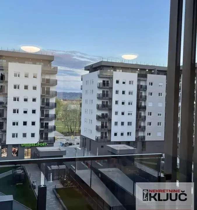 Izdavanje, jednosoban stan, 40m², Novo naselje, Novi Sad