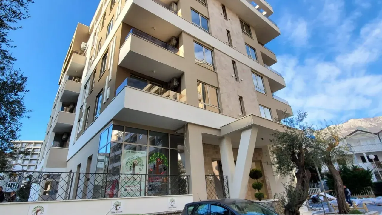 Prodaja, stan, 80m², Budva, Crna Gora