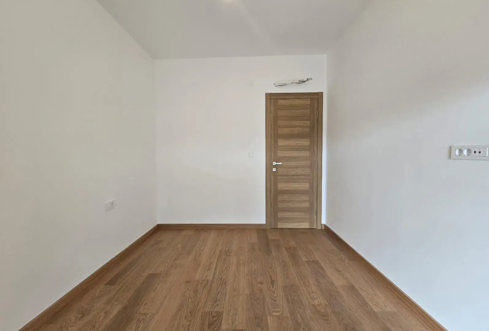 Izdavanje, jednosoban stan, 47m², City Kvart, Podgorica