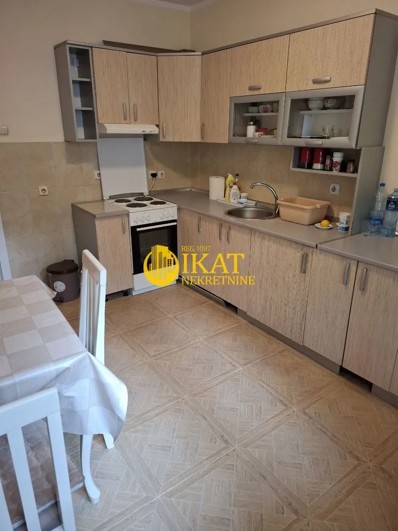 Izdavanje, dvosoban stan, 52m², Karaburma, Palilula Sve Podlokacije
