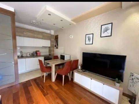Rent, two bedroom apartment, 64m², Centar, Podgorica - image 2