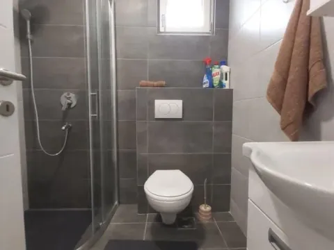 Izdavanje, jednosoban stan, 40m², Novo naselje, Novi Sad - image 6