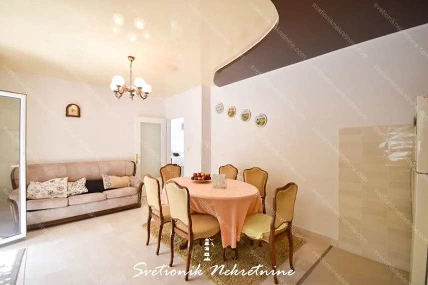 Prodaja, stan, 200m², Savina, Herceg Novi