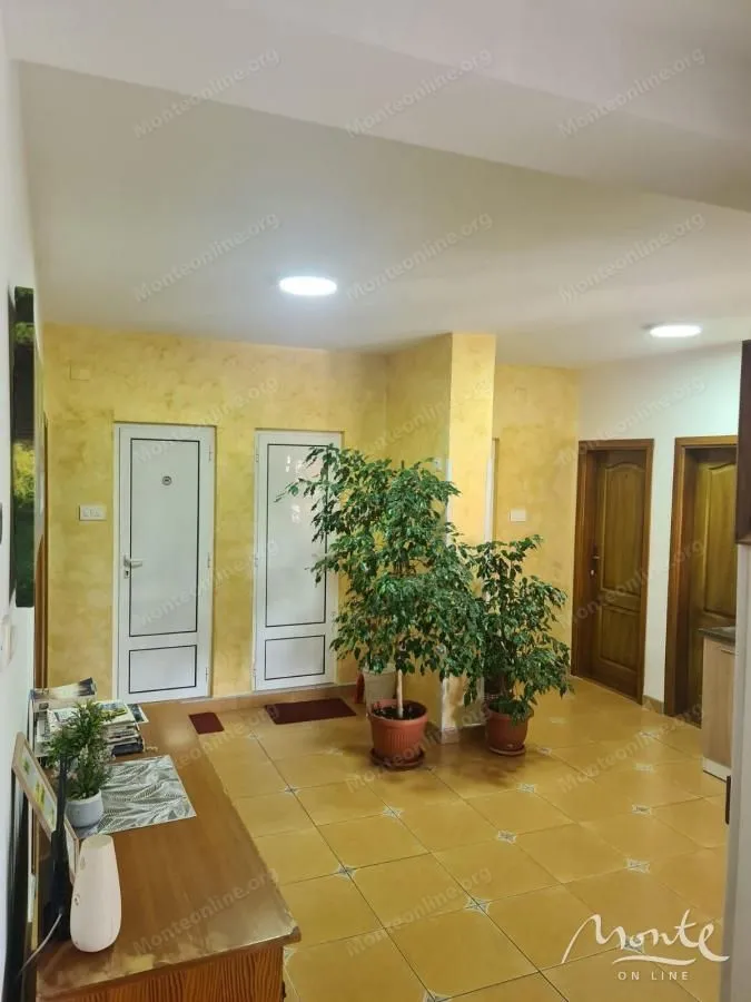 Sale, house, 220m², Budva, Crna Gora